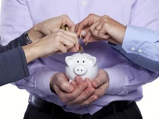 7岁男童脑出血母亲大病筹近70万,七岁儿子脑出血母亲筹款