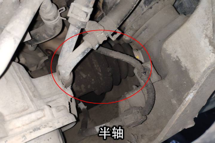 英菲尼迪fx35漆面带自修复吗,英菲尼迪fx35补漆事故