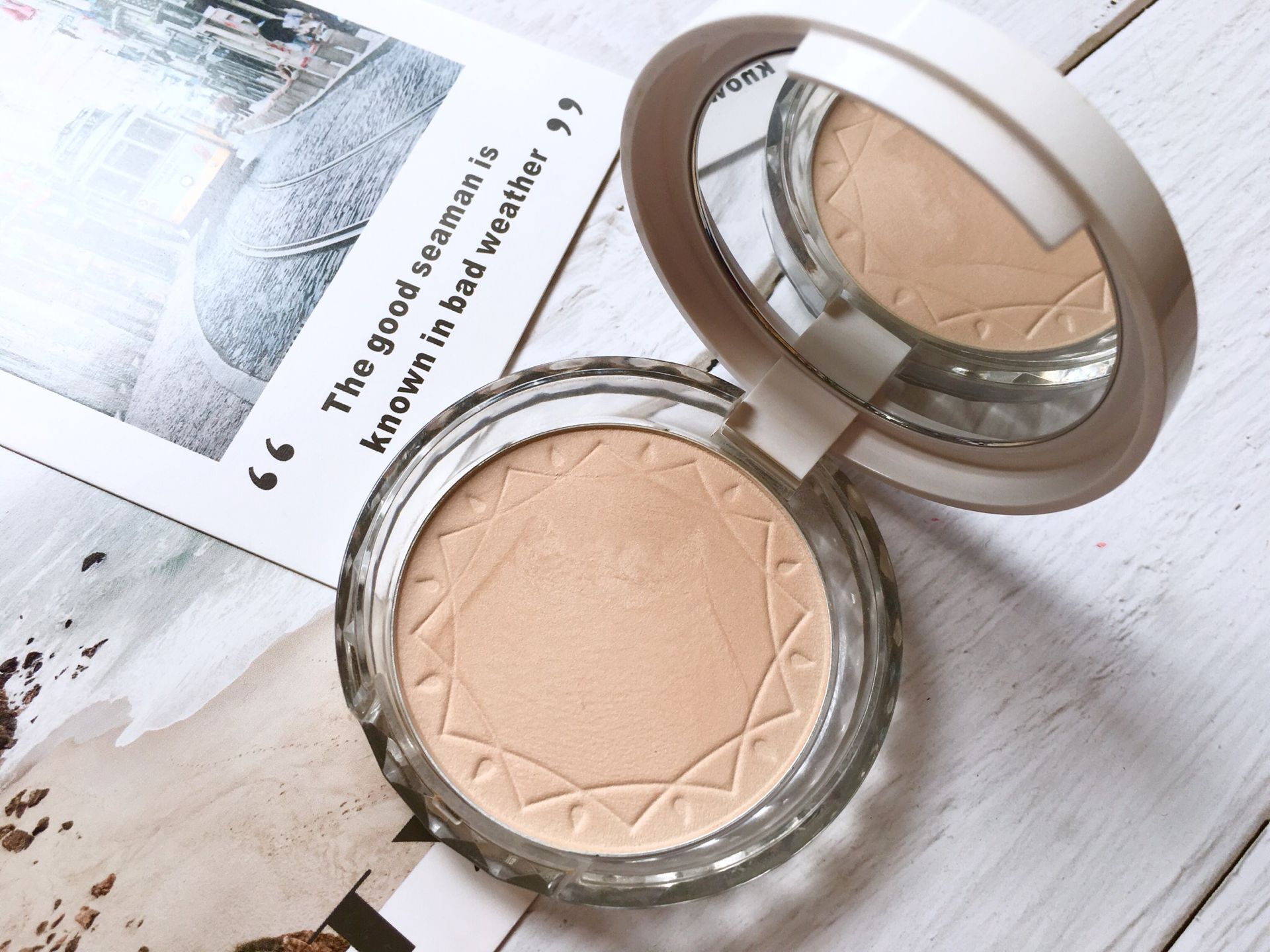 秋冬干皮定妆粉饼平价推荐,春夏定妆粉饼推荐