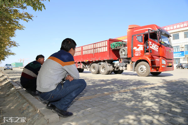 货车怠速吹空调一小时油耗多少,卡车怠速开空调一小时油耗多少