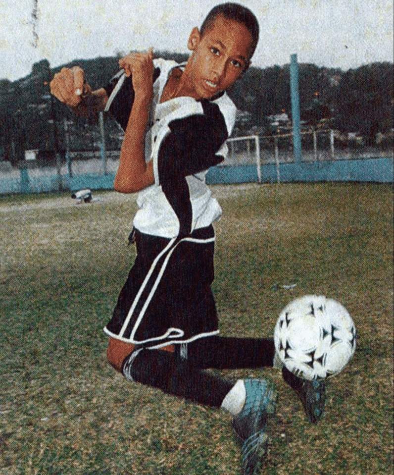 桑托斯妖人内马尔,内马尔回桑托斯足球