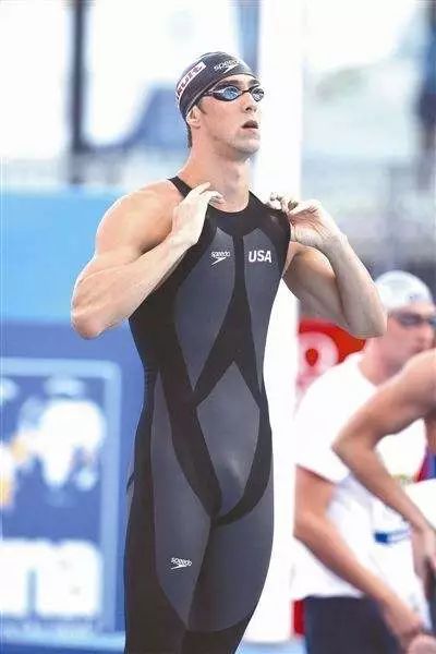 泳衣湿了以后还有保暖性吗,泳衣穿长的暖和还是短的暖和