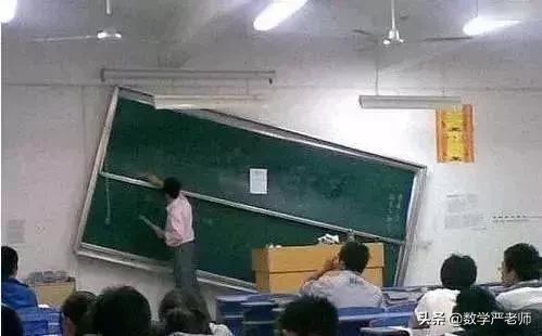 有个搞笑的老师是怎样的体验,幽默的老师是什么体验