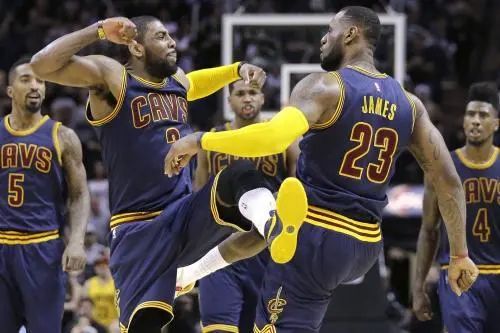 欧文集锦德鲁大叔,欧文装德鲁大叔野球场过人