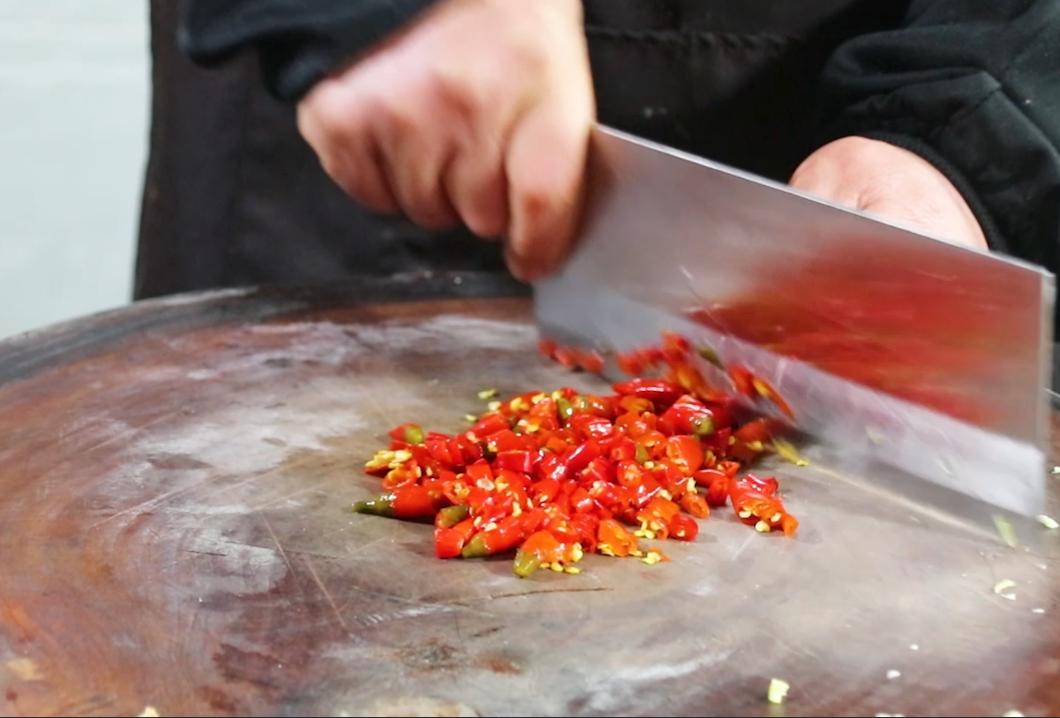 香嫩脆笋炒牛肉,香嫩爽口的黄瓜炒牛肉