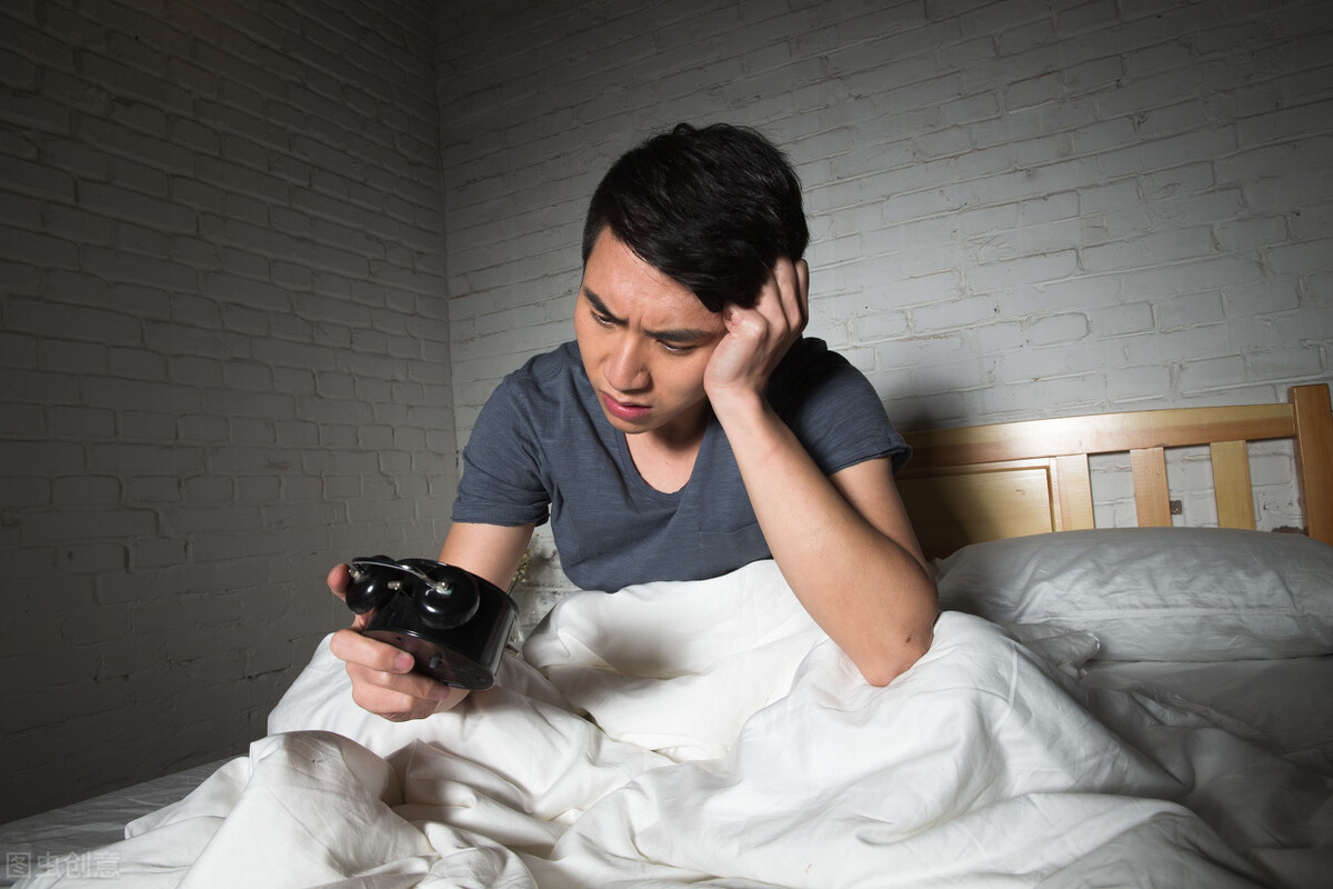 牛奶无用,数鸭子心慌,别被快速入睡骗了,真想改善失眠快看