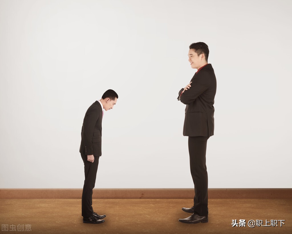 考上公务员后想要晋升有五种途径,公务员最适合普通人的晋升之路