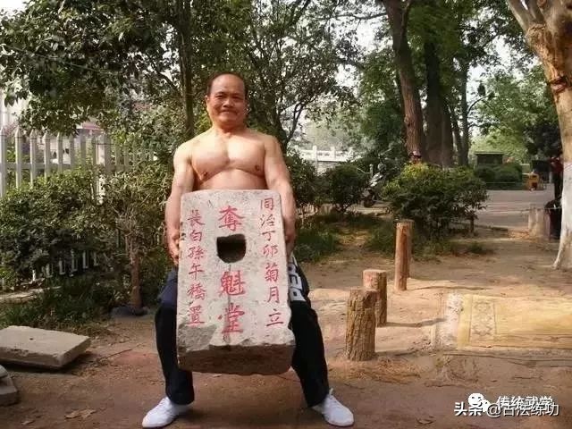 论武功歌词,论武汉的地铁到底有多挤