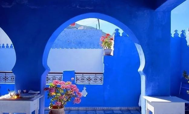 冬天情侣去哪里旅游最适合,适合情侣两三天的短途冬日旅游