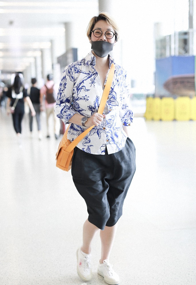 毛阿敏穿搭图片,毛阿敏穿什么裤子好看