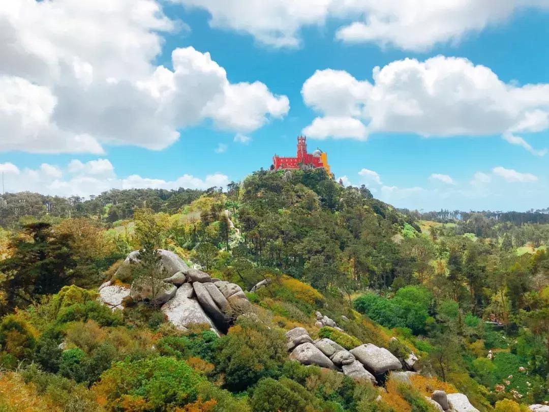 葡萄牙黄金签证中介费,葡萄牙黄金签证历史性回归