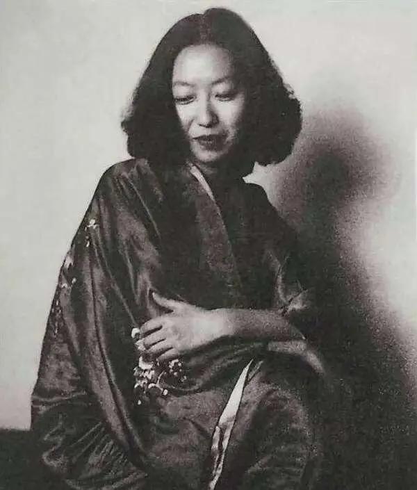 张爱玲对胡兰成太好了,张爱玲如何认识胡兰成