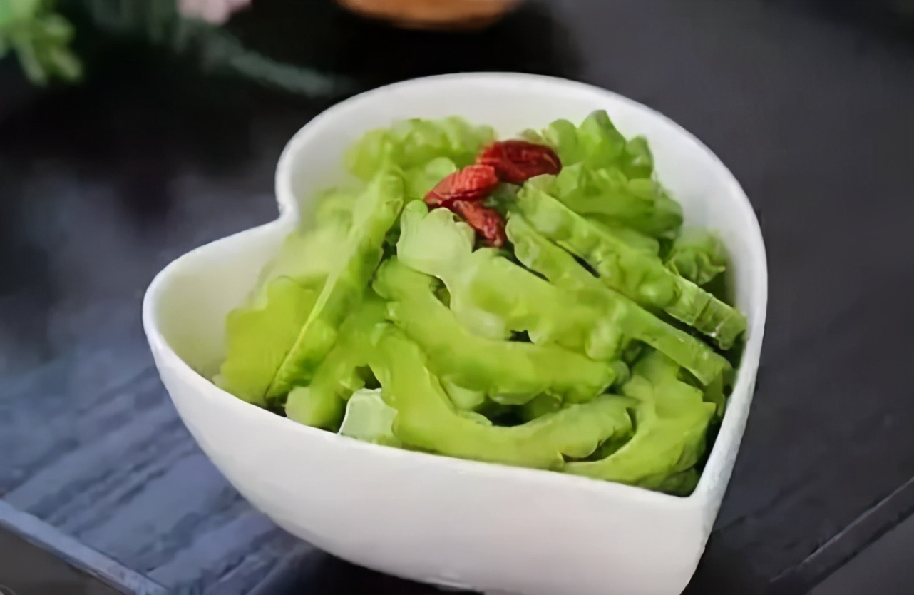 凉拌苦瓜去苦味小妙招,苦瓜去苦味的6个小妙招