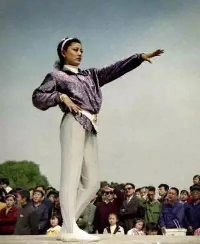 睡裤的正反面怎么区分,睡裤的正反面区分技巧