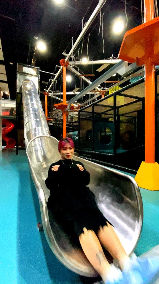 蹦床乐园乐动魔鬼滑梯,室内蹦床滑梯游乐场