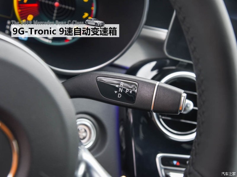 奔驰coupec260,奔驰c260前盖怎么打开