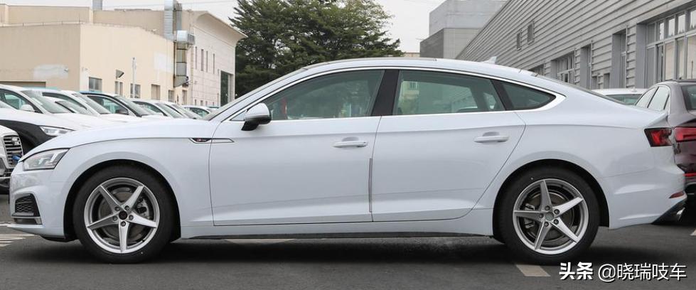 2019款奥迪A5现87折售，入门级版本32.5万，时尚走一波