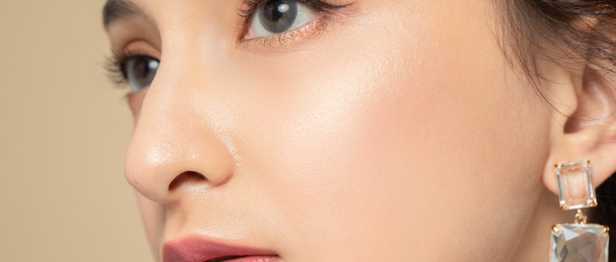 cos法令纹怎么化妆遮盖,法令纹定妆喷雾怎么化妆遮盖