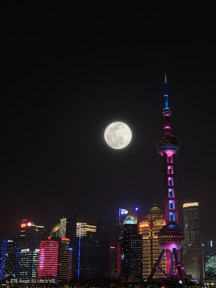 中兴axon30ultra评测屏下摄像头,中兴axon30ultra三千新机能入手吗