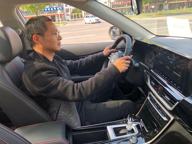 起亚傲跑怎么看配置,起亚傲跑车主