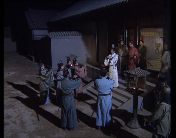 三国演义全集解说央视,三国演义连续剧片段赤壁鏖战