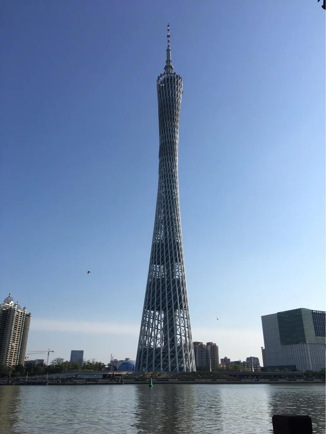 广州花城广场海心沙公园,广州花城广场海心沙公园白天