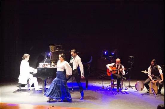 魅力西班牙风情弗拉门戈舞,西班牙舞蹈弗拉门戈卡门