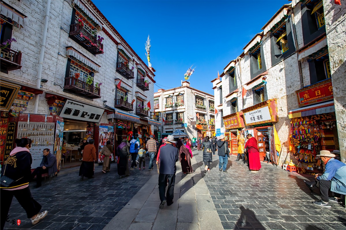 拥有千年历史的大昭寺,拉萨著名地标之一,有个美丽误会流传至今