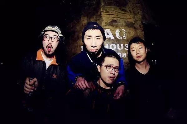 没有什么能比登陆草莓星球，更能唤醒春困的灵魂了