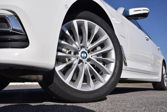 宝马530系2020款先锋里程升级版,530le先锋里程升级版