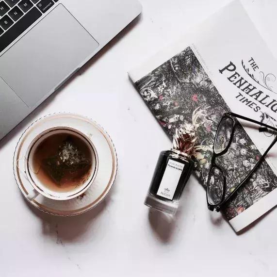 男人用了香水代表什么,男人用香水是不是闷骚