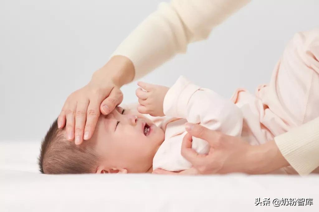 天热了，宝宝奶量不足？赶紧看看这7大原因+对应措施
