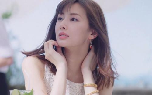 日本胶原蛋白按摩眼霜,日本羊胎素抗皱眼霜