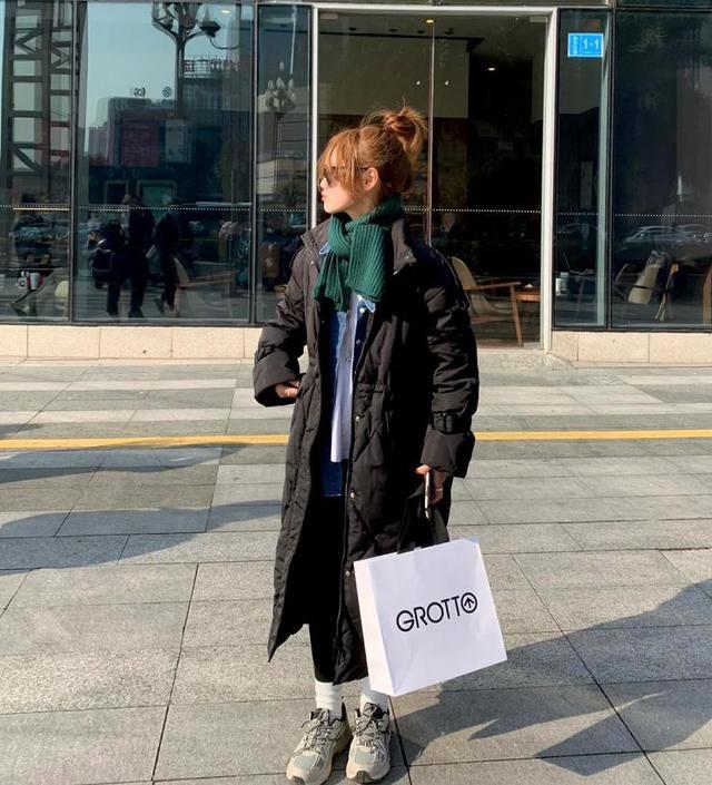 牛仔衬衫怎么搭配外套冬季,浅蓝色衬衫搭配牛仔外套