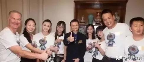 顺丰小哥升级国家奖励,顺丰奖励小哥完整视频