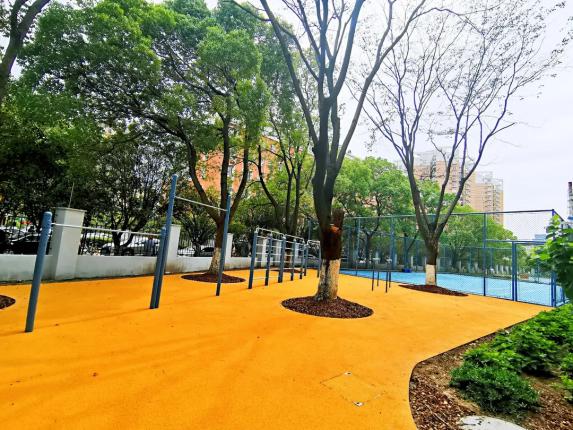 你跑起来真好看！橄榄球、保龄球、网球……球球大作战来啦