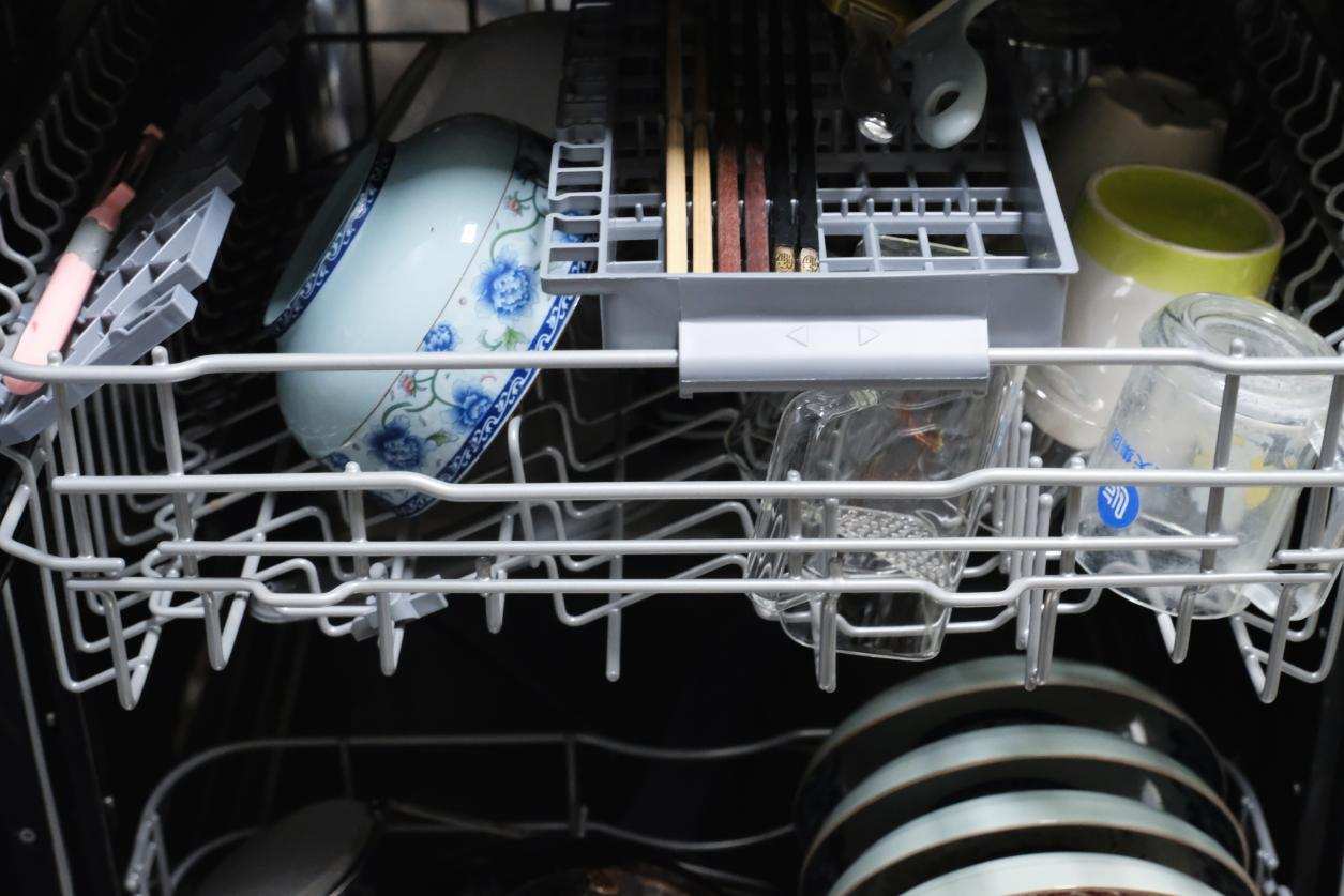 海尔超窄洗碗机真实测评,都说洗碗机是解决家庭矛盾的神器