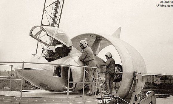 飞机翅膀那么薄为什么能托起机身,飞机翅膀的翼稍小翼有几种