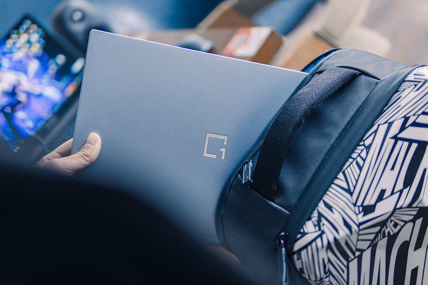 支持雷电4的笔记本最便宜,雷神s1