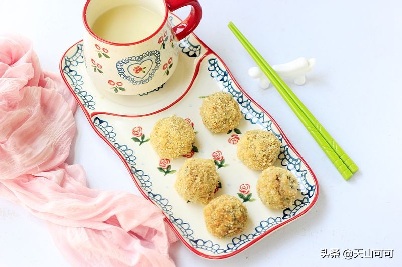 丸子怎么做才好吃不辣不上火,丸子怎么做又滑又嫩又有弹性