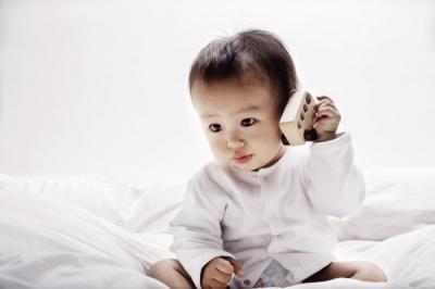 小孩说话晚和智商有关系吗,宝宝说话晚和智力低下用什么药物