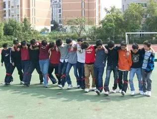 室内适合玩激励团队凝聚力的游戏,培训团队游戏