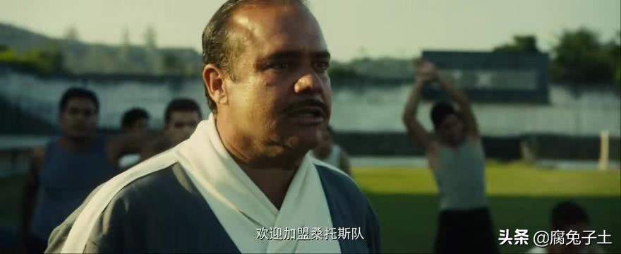 贝利的电影叫什么名字,球王贝利的传奇一生电影