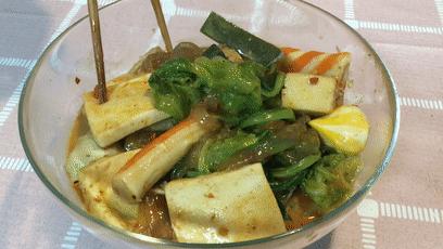 呷哺酱料怎么调好吃,大食堂自制食物简单做法