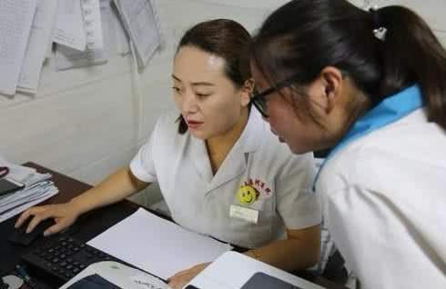 高三女生还是处女，却有母乳，医生说出原因妈妈流下悔恨的眼泪