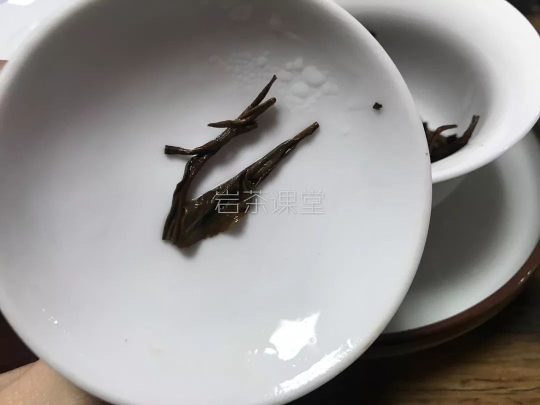 桐木关的红茶和云南红茶的区别,桐木关红茶是什么红茶