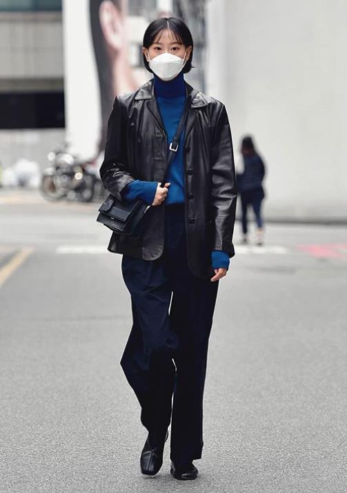 女人再懒也少穿搭,一款百搭又显腿长的运动鞋