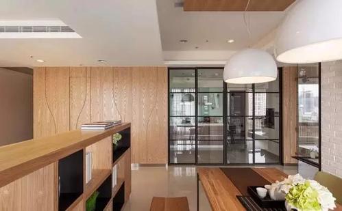 墙面脏了怎么办才能清洗干净,墙面脏了修补墙面