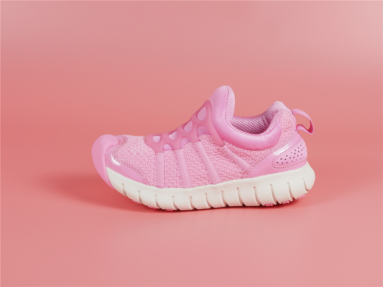 超逸酷玩游戏视频,freetie夏季清爽运动鞋