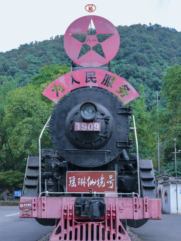 桐庐夜游富春山居景区,桐庐富春江夜游和白天游